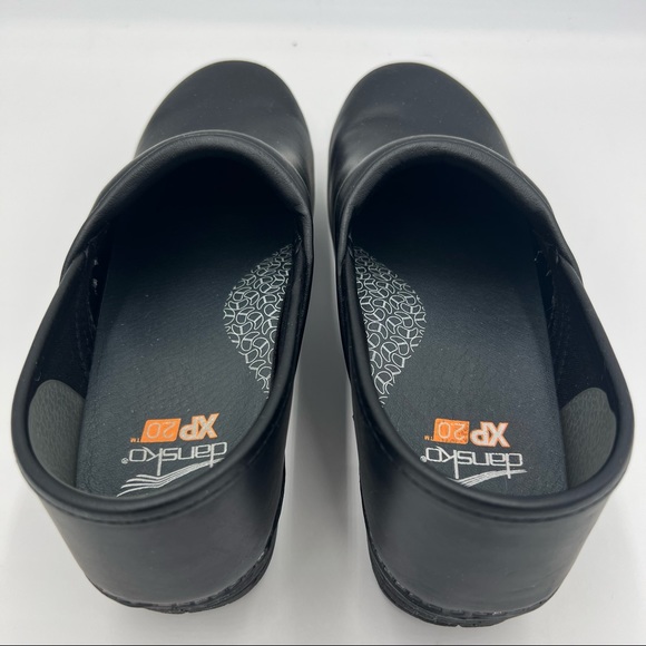 I’ve never worn! Dansko Professional XP 2.0 Clogs Matte Black Size 38 - Picture 7 of 13